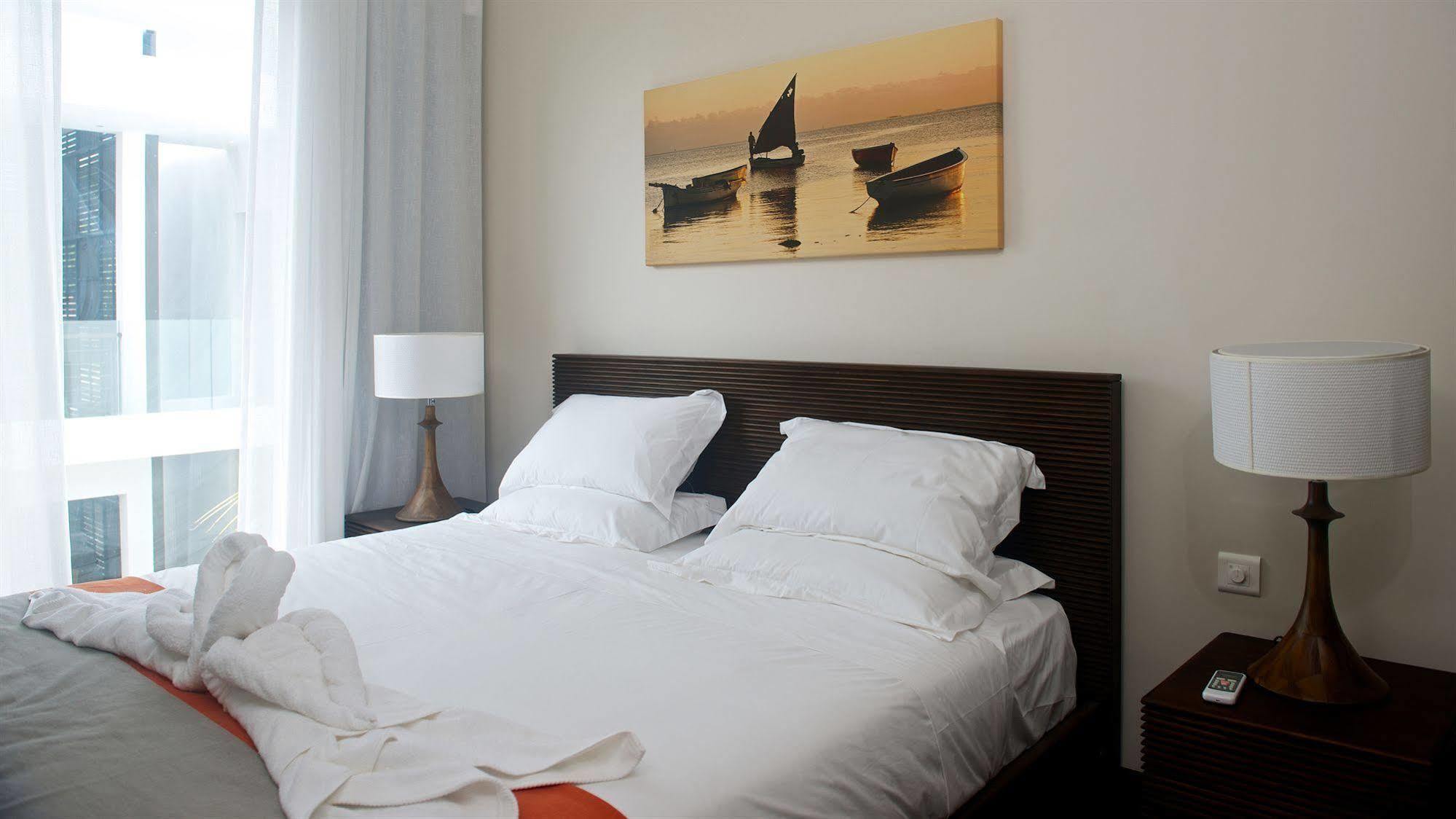 Esplanade By Horizon Holidays Tamarin Exterior foto